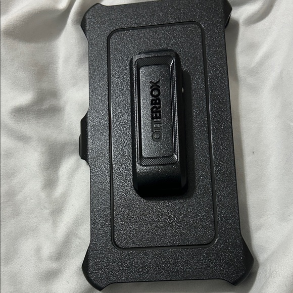 OtterBox Black Phone Case with Belt Clip fit iPhone 14 Plus - Picture 1 of 3